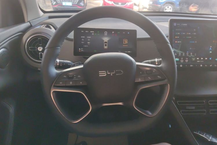 Used BYD Sealion 05 DM-i 2025 DM-i Smart Drive 75KM Luxury Model Steering Wheel