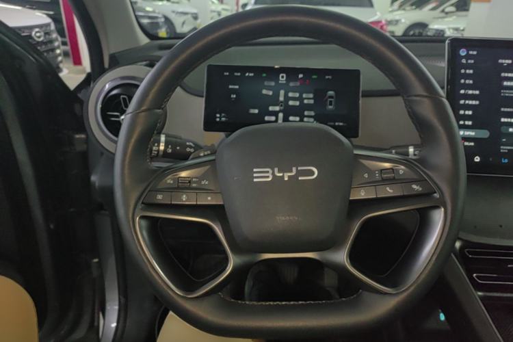 Used BYD Sealion 05 DM-i 2025 DM-i Intelligent Driving 75KM Prestige Model Steering Wheel