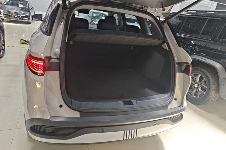 Used BYD Sealion 05 DM-i 2025 DM-i Smart Drive 115KM Flagship Model Trunk