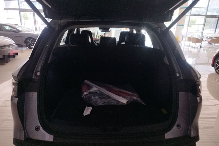 Used BYD Sealion 05 DM-i 2025 DM-i Intelligent Driving 75KM Prestige Model Trunk