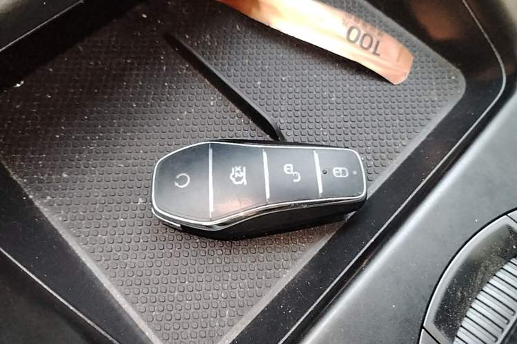 Used BYD Sealion 05 DM-i 2025 DM-i Smart Drive 75KM Luxury Model Vehicle Key