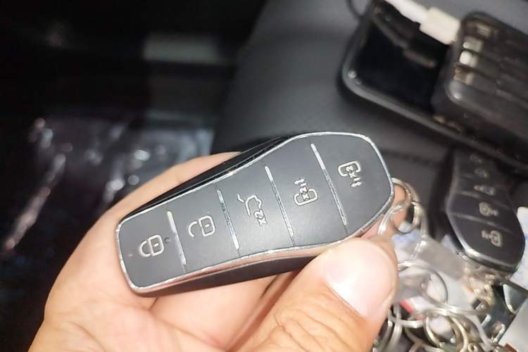 Used BYD Sealion 05 DM-i 2025 DM-i Intelligent Driving 75KM Prestige Model Vehicle Key