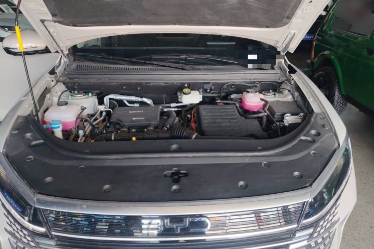 Used BYD Sealion 05 DM-i 2025 DM-i 75KM Luxury Model Engine Bay