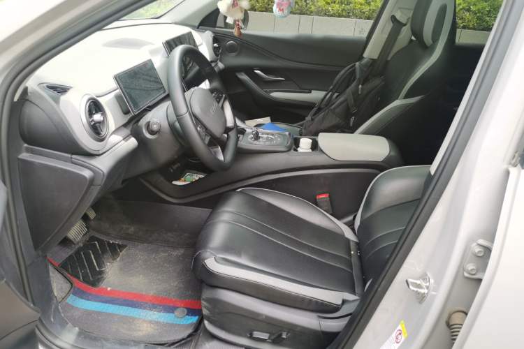 Used BYD Sealion 05 DM-i 2025 DM-i 75KM Prestige Model Left Front Seat
