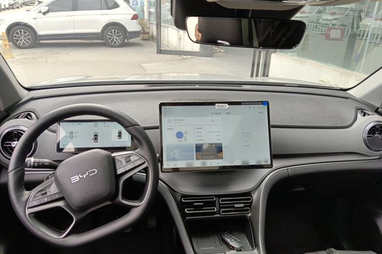 Used BYD Sealion 05 DM-i 2025 DM-i Smart Drive 115KM Flagship Model Center Console