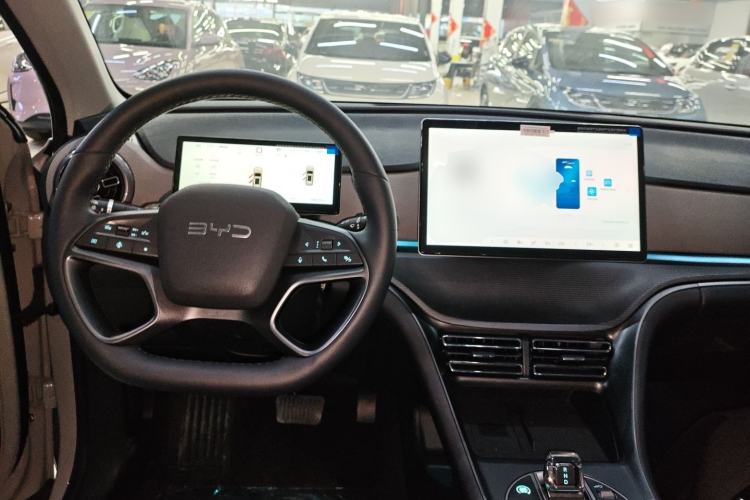 Used BYD Sealion 05 DM-i 2025 DM-i Smart Drive 115KM Prestige Model Center Console