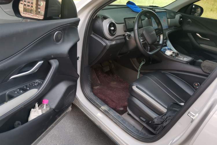 Used BYD Sealion 05 DM-i 2025 DM-i 115KM Prestige Model Driver Seat