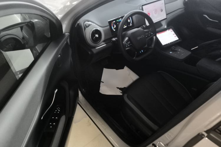 Used BYD Sealion 05 DM-i 2025 DM-i 75KM Luxury Model Driver Seat
