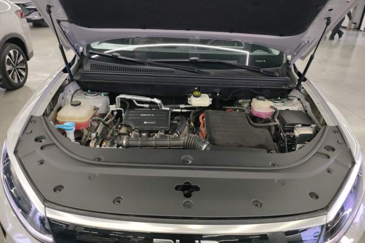 Used BYD Sealion 05 DM-i 2025 DM-i Smart Drive 115KM Flagship Model Engine Bay