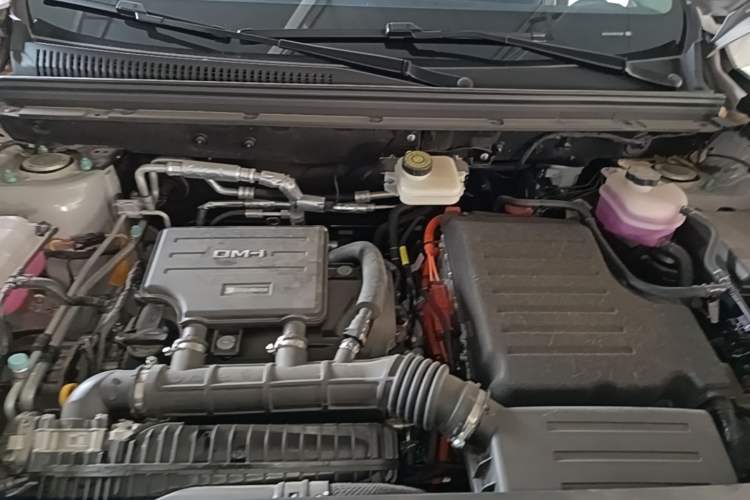 Used BYD Sealion 05 DM-i 2025 DM-i 115KM Prestige Model Engine Bay