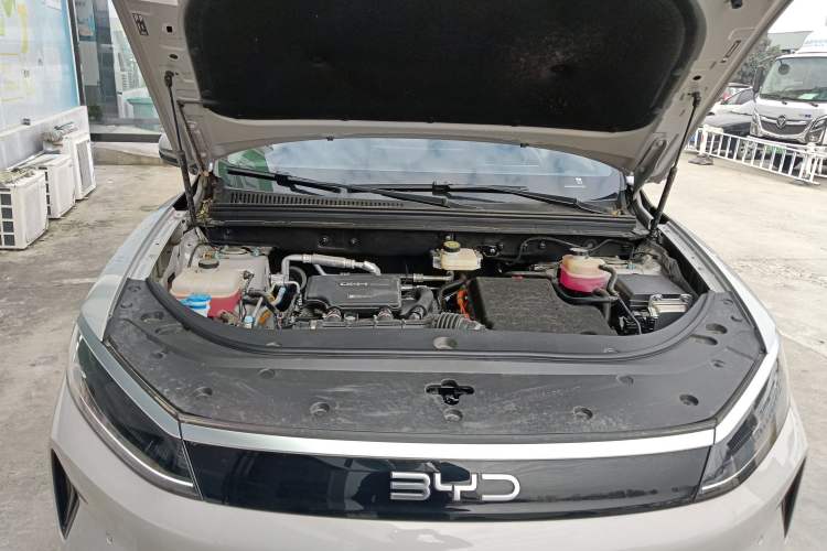 Used BYD Sealion 05 DM-i 2025 DM-i Smart Drive 115KM Flagship Model Engine Bay