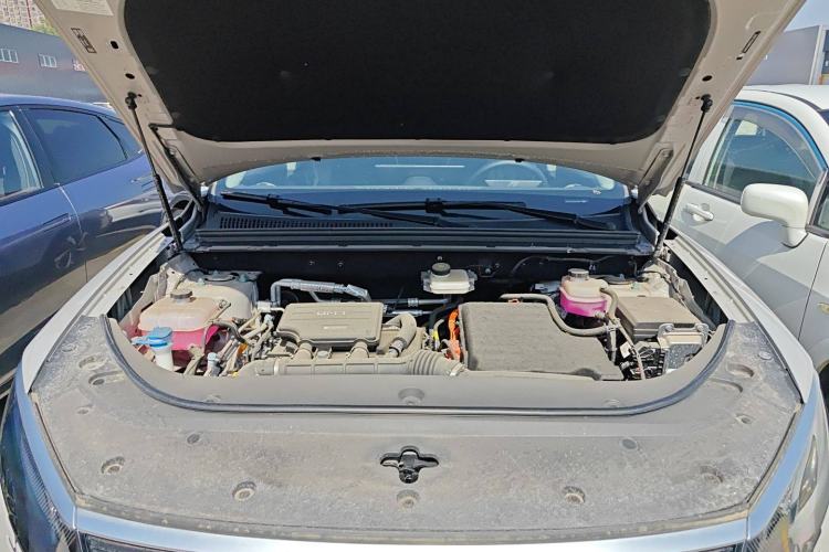 Used BYD Sealion 05 DM-i 2025 DM-i 115KM Flagship Model Engine Bay