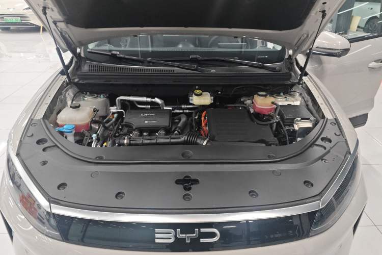 Used BYD Sealion 05 DM-i 2025 DM-i Smart Drive 115KM Flagship Model Engine Bay