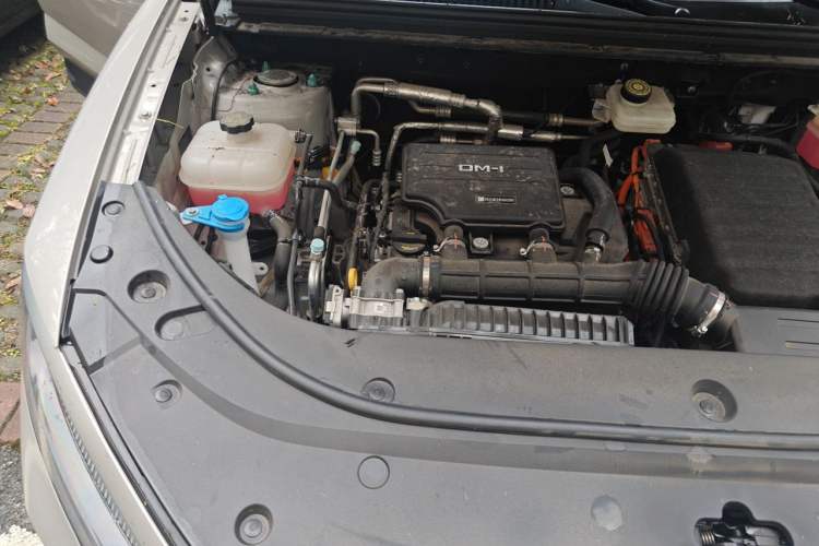 Used BYD Sealion 05 DM-i 2025 DM-i 75KM Prestige Model Engine Bay Right