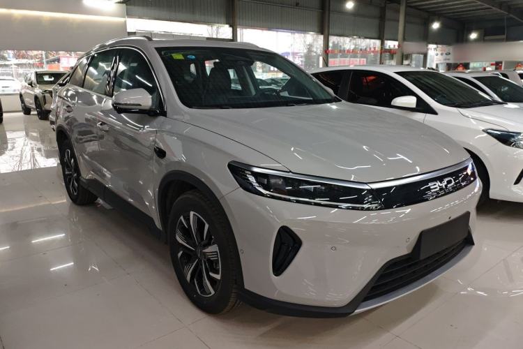 Used BYD Sealion 05 DM-i 2025 DM-i Smart Drive 115KM Prestige Model Front Right 45 Deg
