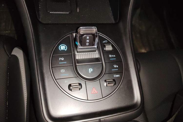 Used BYD Sealion 05 DM-i 2025 DM-i 115KM Flagship Model Gear Lever