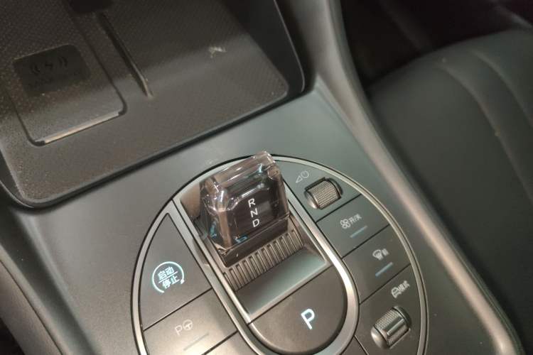 Used BYD Sealion 05 DM-i 2025 DM-i Smart Drive 115KM Flagship Model Gear Lever
