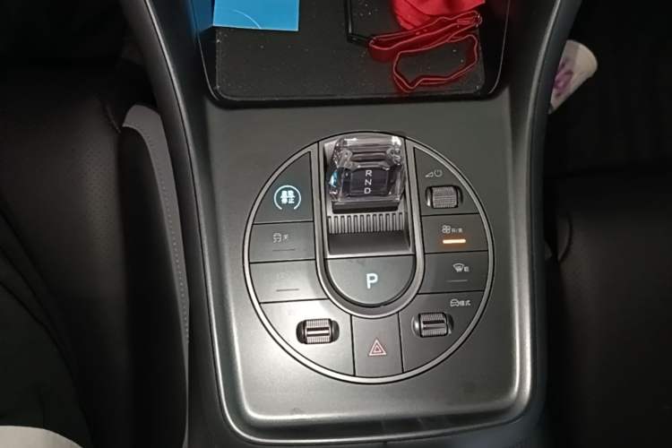 Used BYD Sealion 05 DM-i 2025 DM-i 115KM Prestige Model Gear Lever