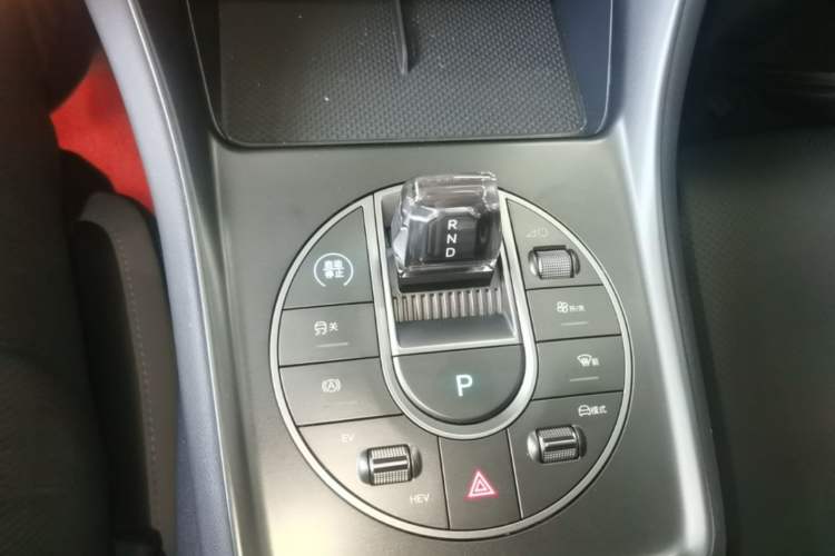 Used BYD Sealion 05 DM-i 2025 DM-i 115KM Prestige Model Gear Lever