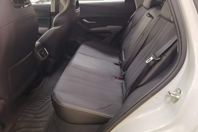 Used BYD Sealion 05 DM-i 2025 DM-i Smart Drive 115KM Flagship Model Interior 1