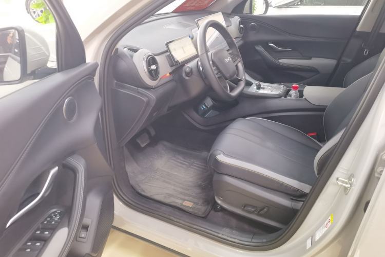Used BYD Sealion 05 DM-i 2025 DM-i Smart Drive 115KM Flagship Model Interior 2