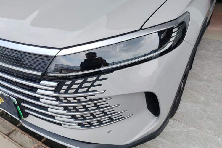 Used BYD Sealion 05 DM-i 2025 DM-i 115KM Prestige Model Left Front Headlight
