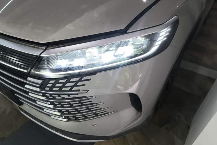 Used BYD Sealion 05 DM-i 2025 DM-i 75KM Luxury Model Left Front Headlight