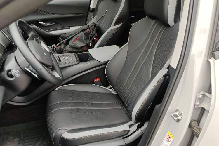 Used BYD Sealion 05 DM-i 2025 DM-i Smart Drive 115KM Flagship Model Left Front Seat