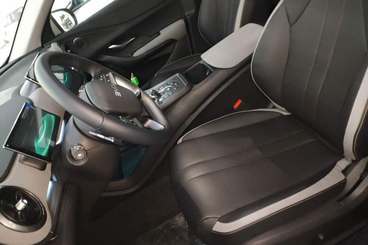 Used BYD Sealion 05 DM-i 2025 DM-i Smart Drive 115KM Prestige Model Left Front Seat