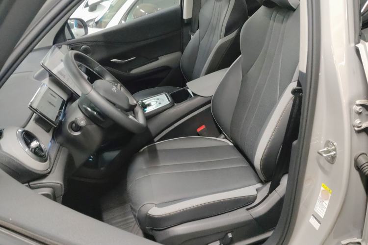 Used BYD Sealion 05 DM-i 2025 DM-i Smart Drive 115KM Flagship Model Left Front Seat