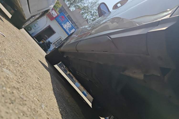 Used BYD Sealion 05 DM-i 2025 DM-i 115KM Flagship Model Left Side Sill