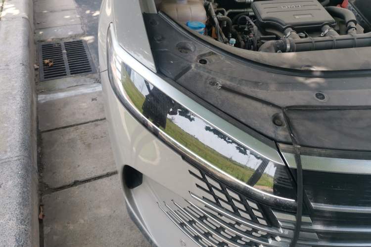Used BYD Sealion 05 DM-i 2025 DM-i 115KM Prestige Model Right Front Headlight