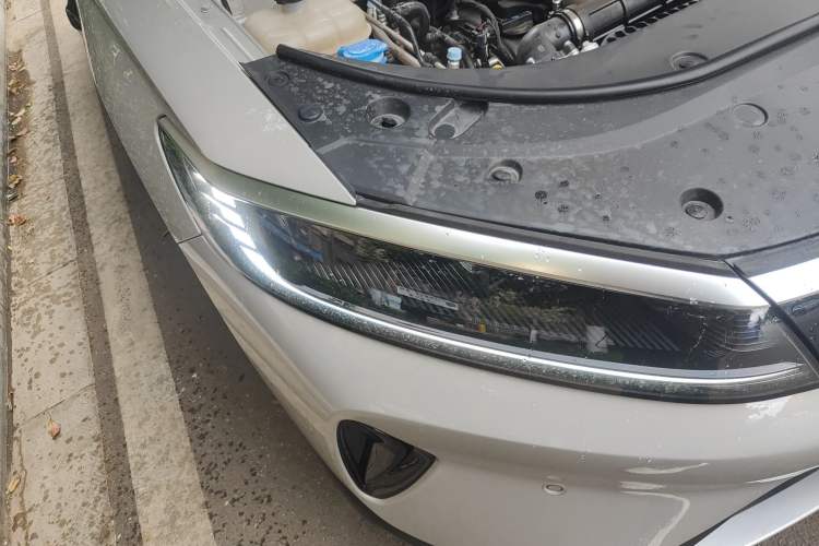 Used BYD Sealion 05 DM-i 2025 DM-i Smart Drive 115KM Flagship Model Right Front Headlight