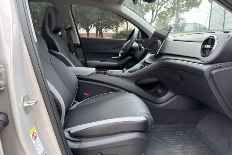 Used BYD Sealion 05 DM-i 2025 DM-i Smart Drive 115KM Flagship Model Right Front Seat