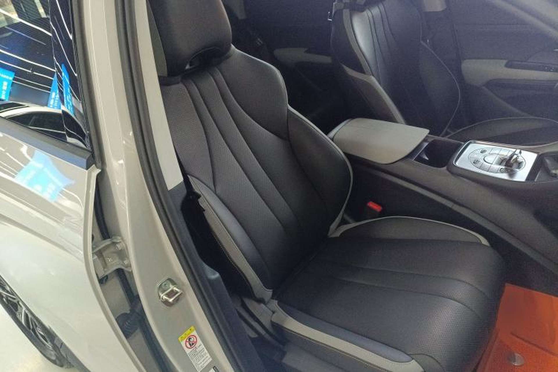 Used BYD Sealion 05 DM-i 2025 DM-i 115KM Prestige Model Right Front Seat