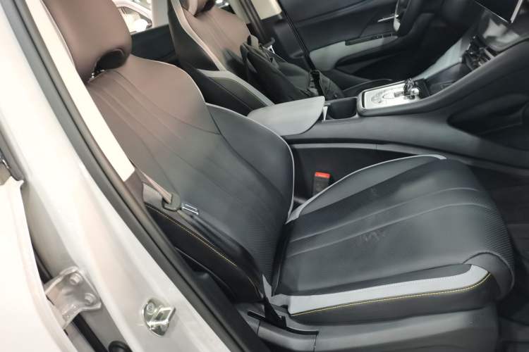 Used BYD Sealion 05 DM-i 2025 DM-i Smart Drive 115KM Flagship Model Right Front Seat