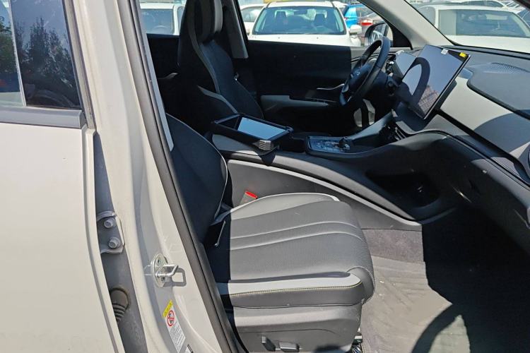 Used BYD Sealion 05 DM-i 2025 DM-i 115KM Flagship Model Right Front Seat
