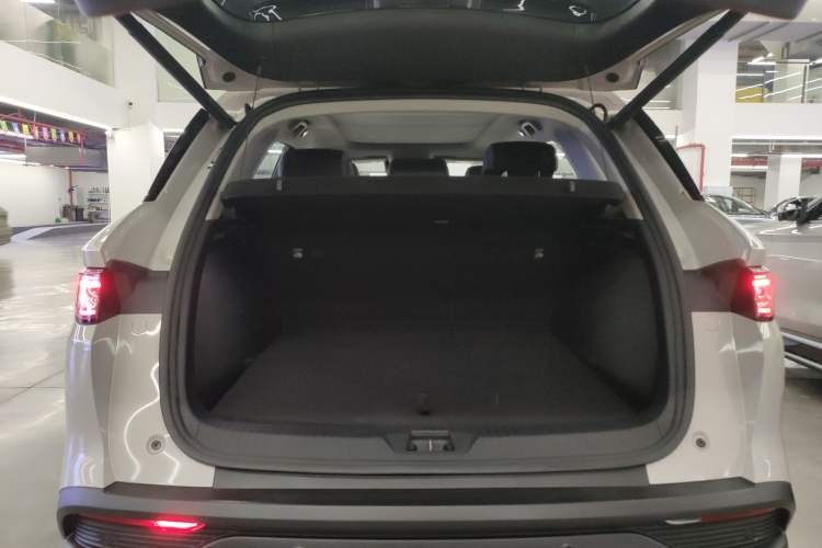 Used BYD Sealion 05 DM-i 2025 DM-i Smart Drive 115KM Flagship Model Trunk
