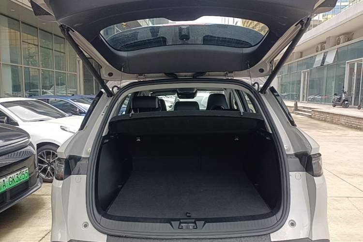 Used BYD Sealion 05 DM-i 2025 DM-i Smart Drive 115KM Flagship Model Trunk