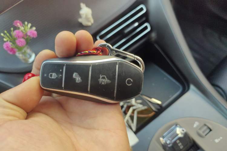 Used BYD Sealion 05 DM-i 2025 DM-i Smart Drive 75KM Luxury Model Vehicle Key