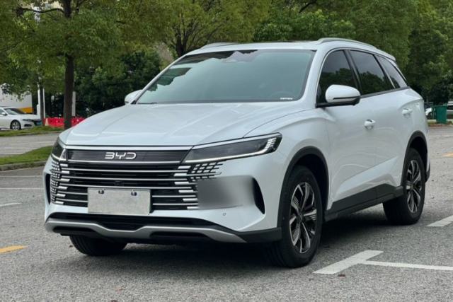 BYD Sealion 05 DM-i 2025 DM-i 75KM Prestige Model usata