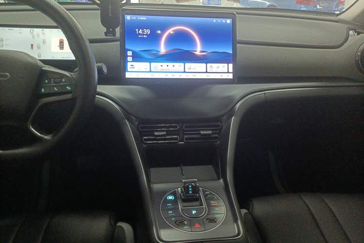 Used BYD Sealion 05 DM-i 2025 DM-i Smart Drive 75KM Luxury Model Audio And AC Panel