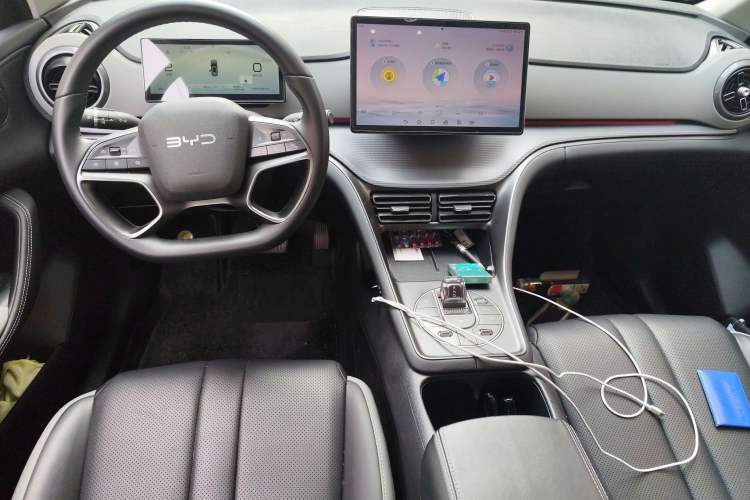 Used BYD Sealion 05 DM-i 2025 DM-i 115KM Prestige Model Center Console