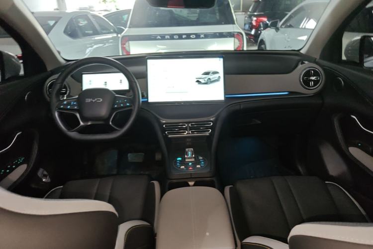 Used BYD Sealion 05 DM-i 2025 DM-i Smart Drive 115KM Flagship Model Center Console