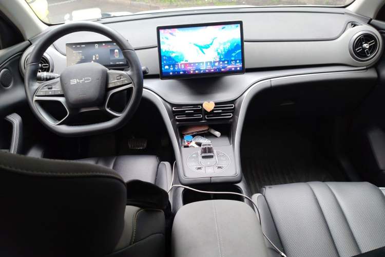 Used BYD Sealion 05 DM-i 2025 DM-i Smart Drive 75KM Luxury Model Center Console