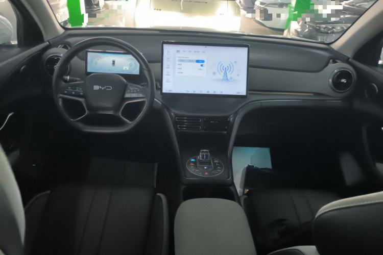 Used BYD Sealion 05 DM-i 2025 DM-i 115KM Flagship Model Center Console