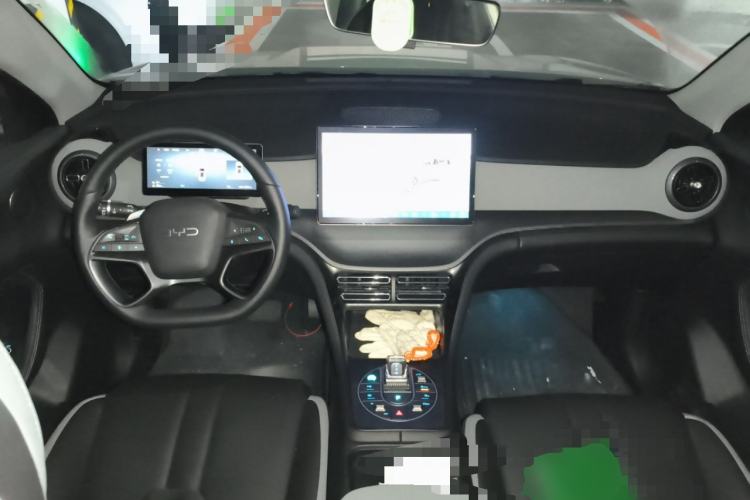 Used BYD Sealion 05 DM-i 2025 DM-i Smart Drive 75KM Luxury Model Center Console