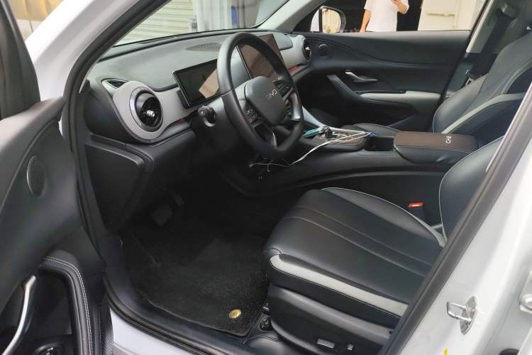 Used BYD Sealion 05 DM-i 2025 DM-i 115KM Prestige Model Driver Seat