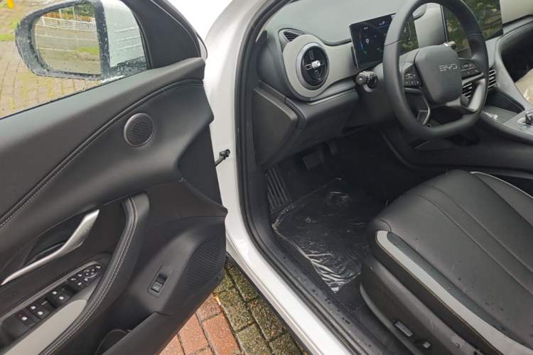 Used BYD Sealion 05 DM-i 2025 DM-i 75KM Prestige Model Driver Seat