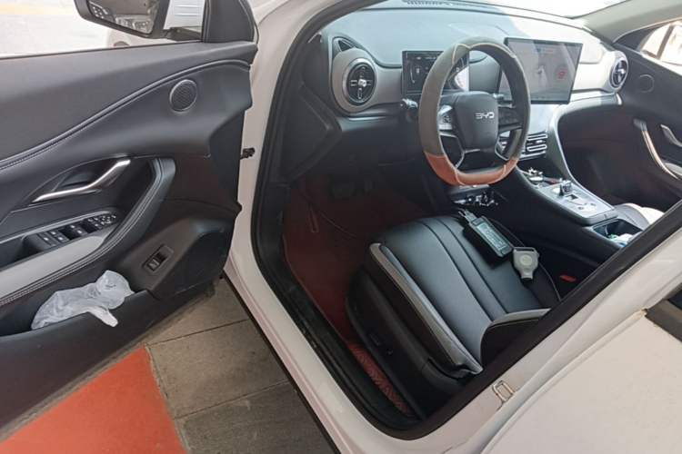 Used BYD Sealion 05 DM-i 2025 DM-i 115KM Prestige Model Driver Seat